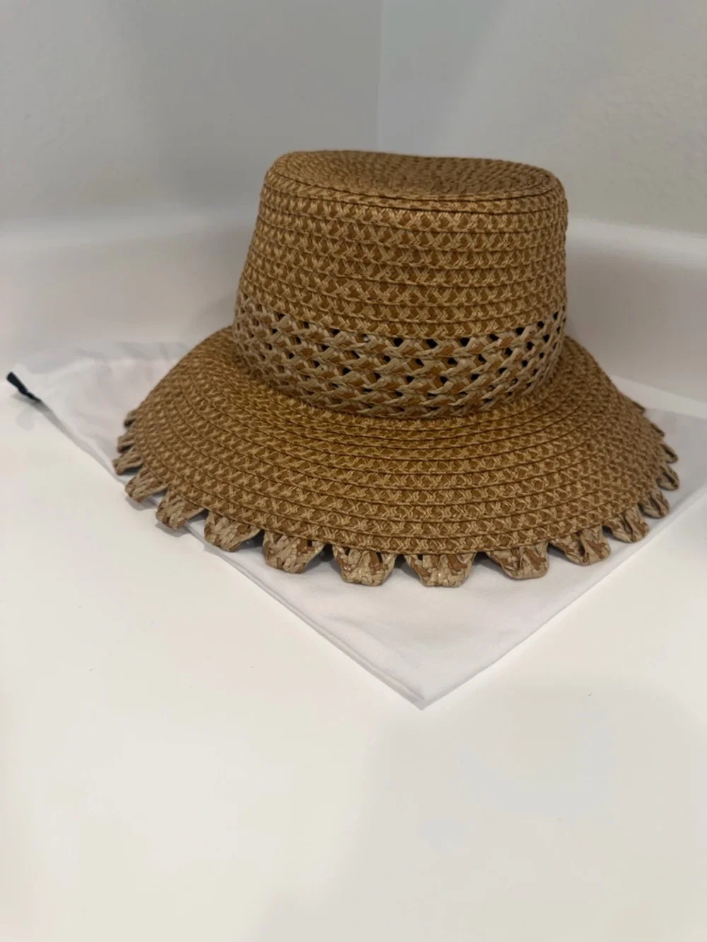 Eric Javits Squishee® Fringe Bucket Hat UPF 50+ Vented Crown Structured (Rare) - Picture 2 of 11